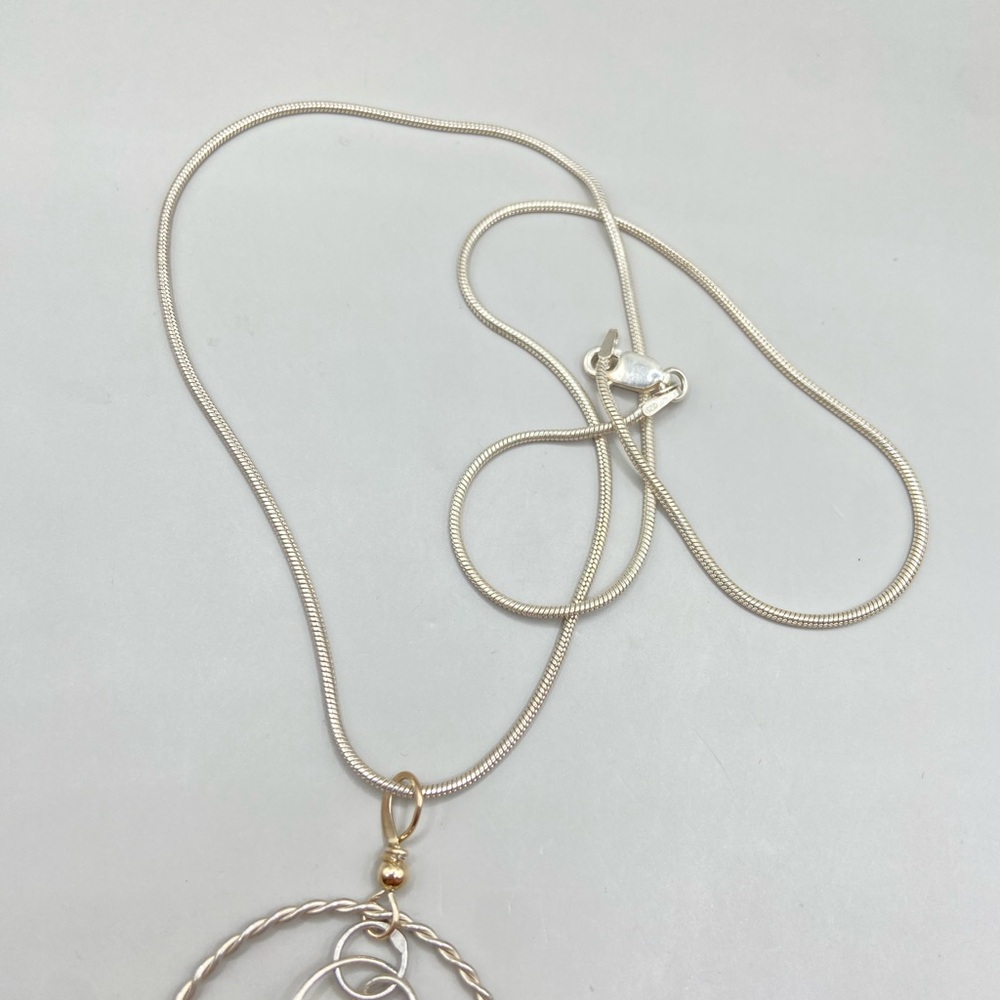 Two Tone Interlocking Circle Gold Bead Pendant Ne… - image 5